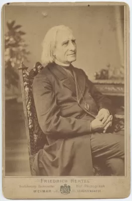 Ф. Лист. Фотопортрет с дарственной надписью А. Бородину. Веймар, 1877  