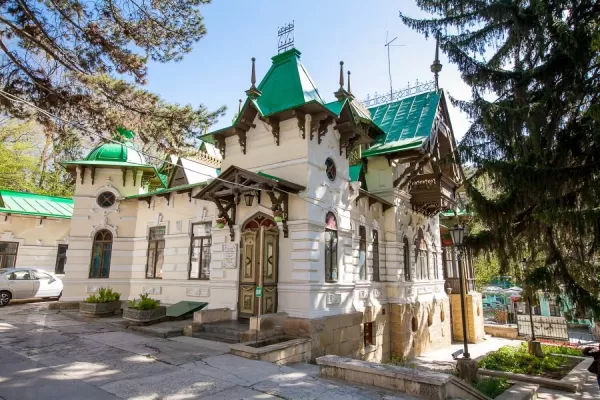 Литературно-музыкальный музей «Дача Шаляпина» в Кисловодске